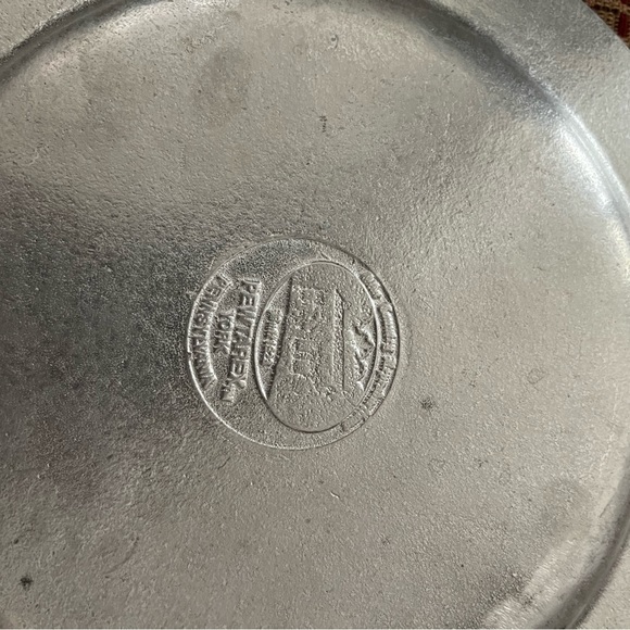 Pewter Plates by Pewterex New - Picture 2 of 2